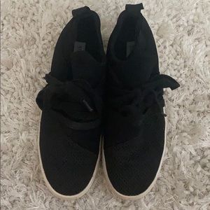 Black Steve Madden Sneakers